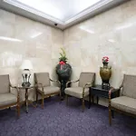 Hotel 165